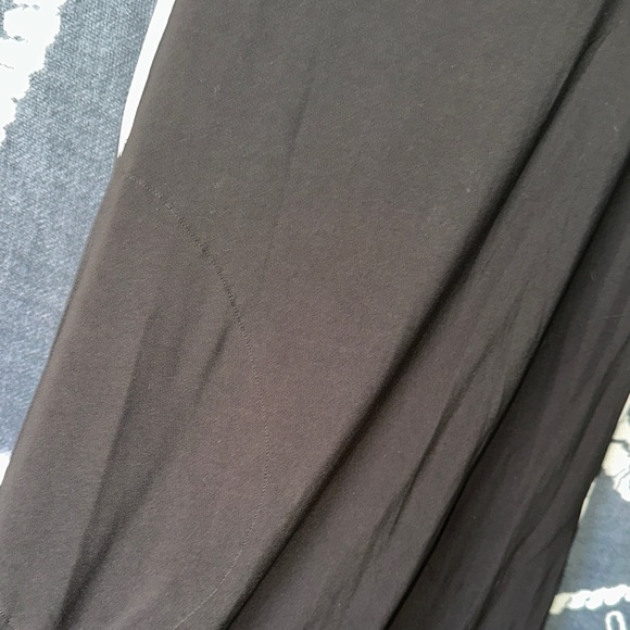 Norma Kamali Elegant Black Midi Dress - Picture 4 of 4